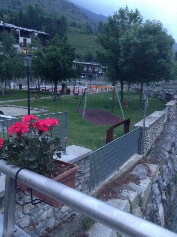Appartamento Con Vista Montagna BersezioАрджентера Екстериор снимка